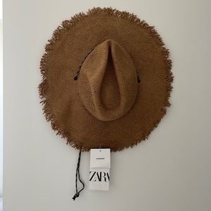 NWT Zara straw hat size S